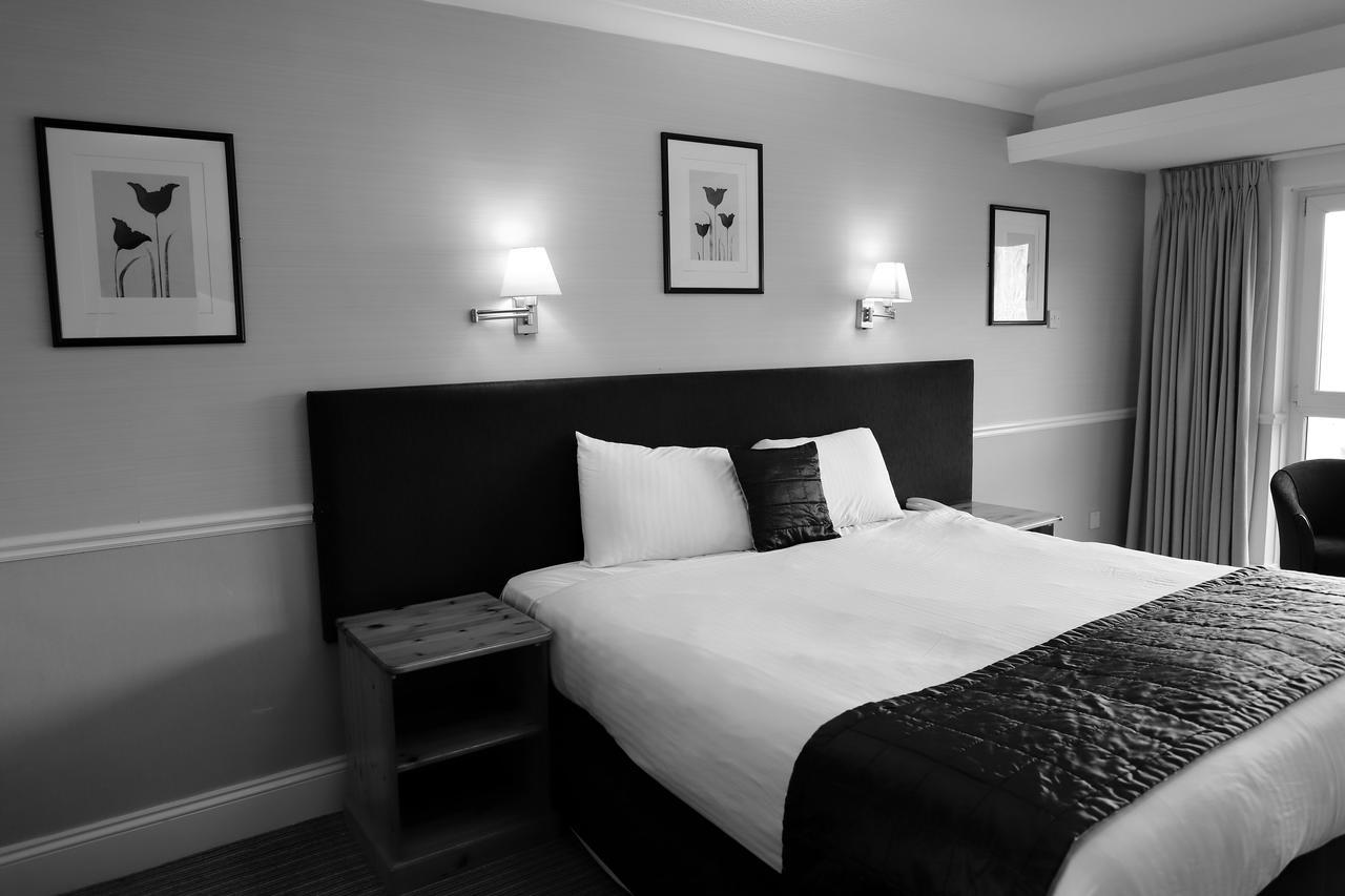 Hotel On The Gravesend